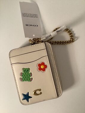 NWT Coach Essential Zip Card Case Wallet Sticker Print Brass & Chalk Leather